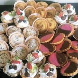 Sweet Platter 1 (40 treats)