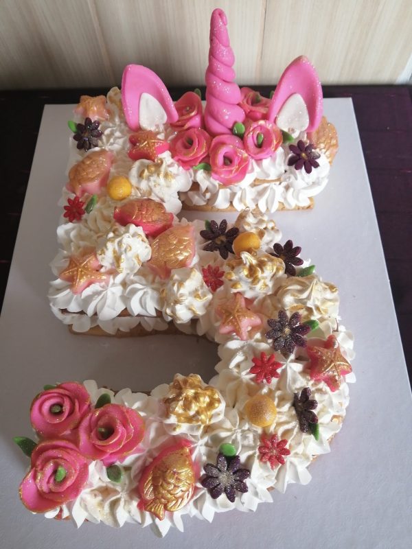 Number / Letter Trend Cake - Image 5