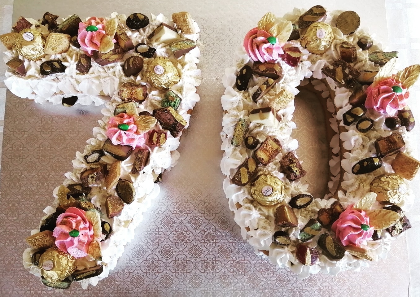 Number / Letter Trend Cake - Image 3