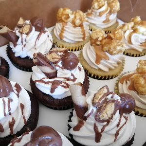 Decadent Cupcake Box